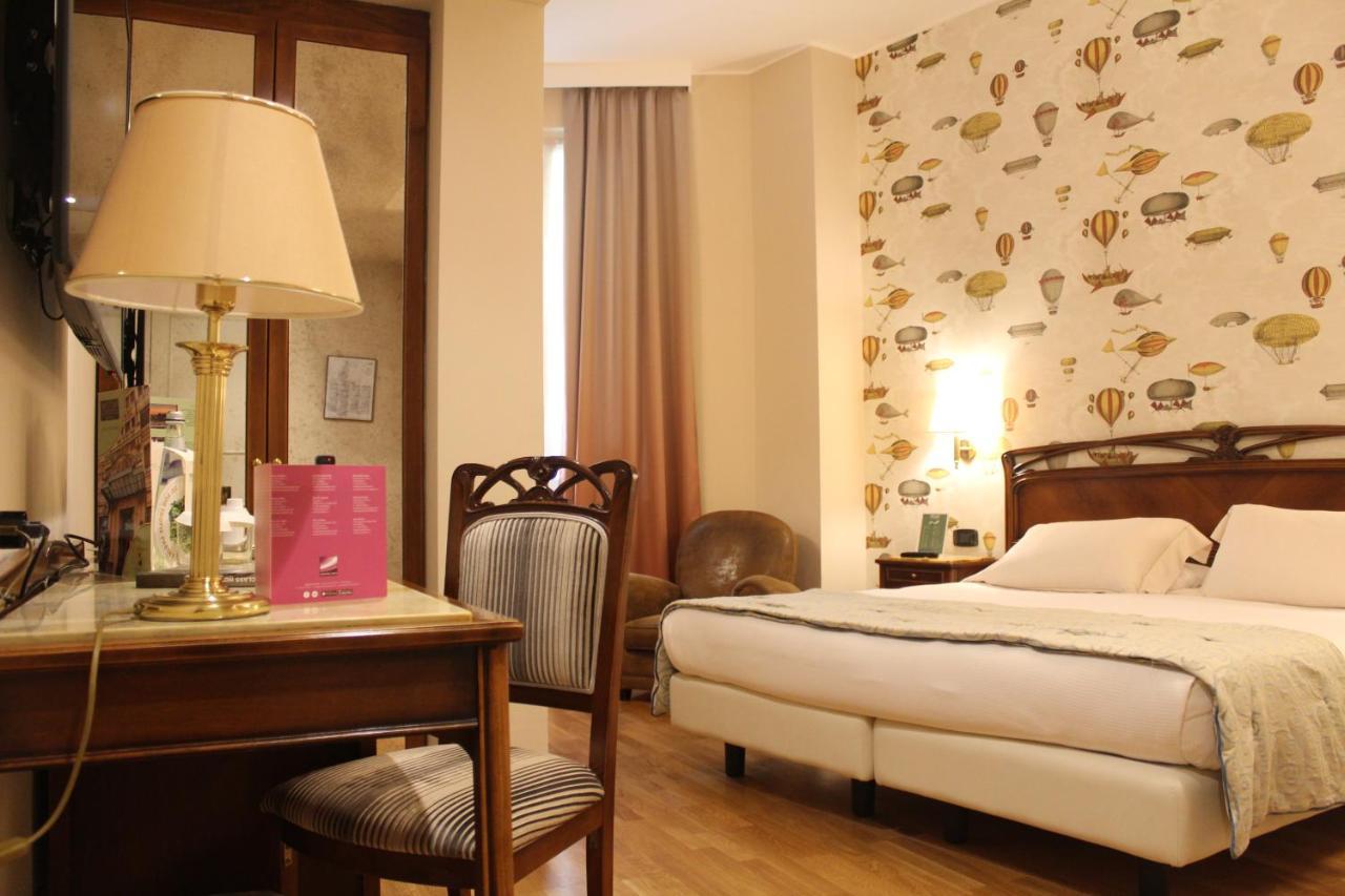Continental 4* Genua