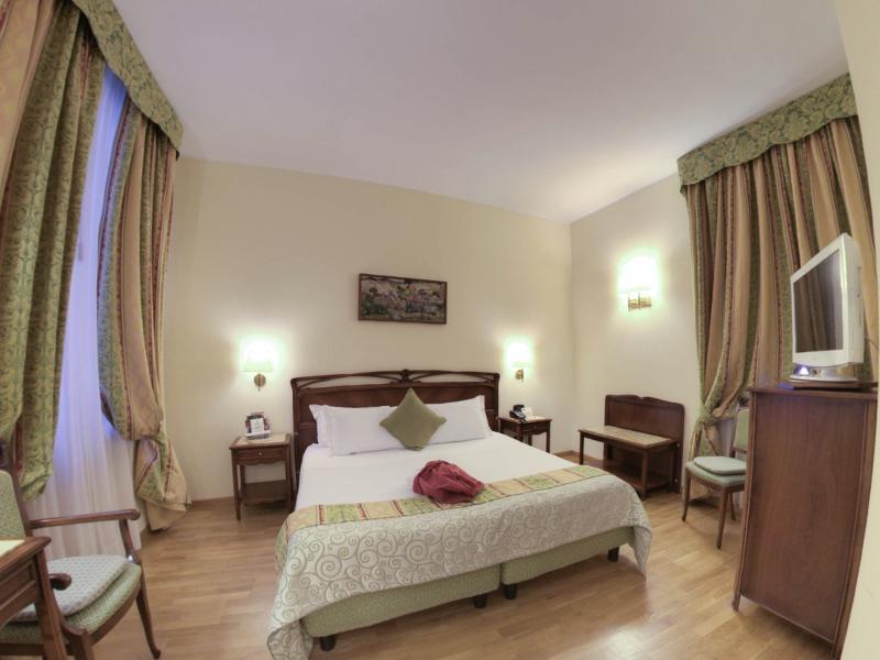 Continental Hotel